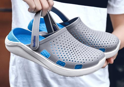 Clogs