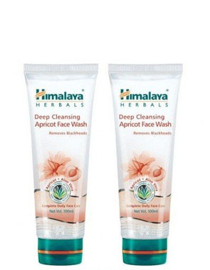 Himalaya Herbals Gentle Exfoliating Daily Face Wash, 100ml (Pack of 2)