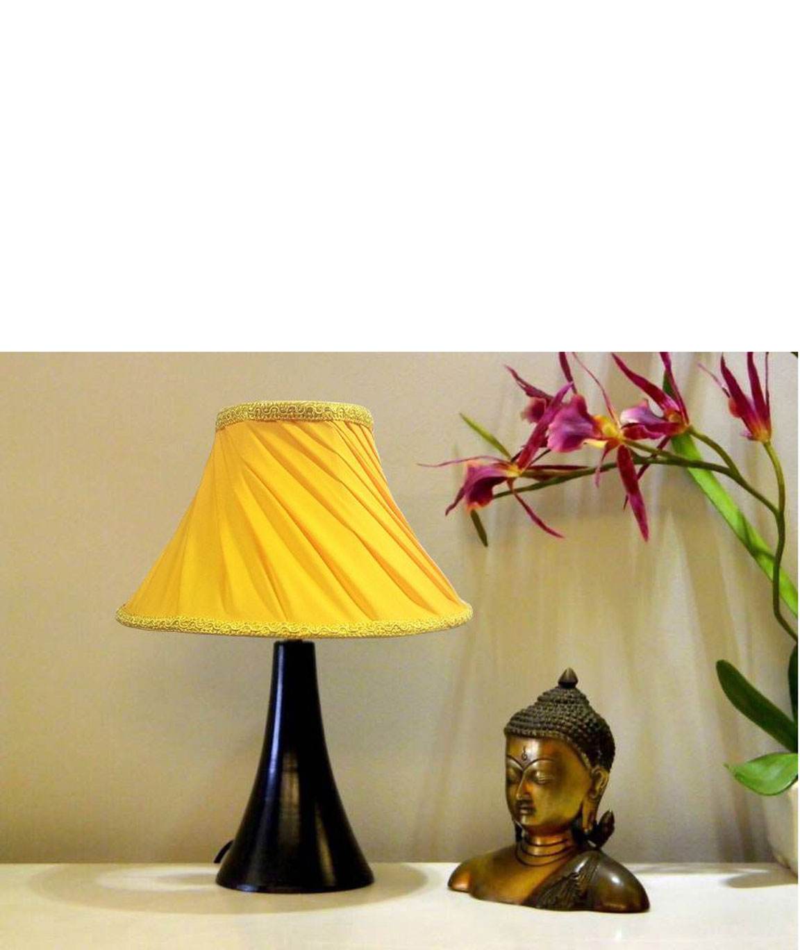 RDC Black Conical Stand Table Lamp with 10 Inches Round Slanting Pleated Yellow with Lace Border Lamp Shade
