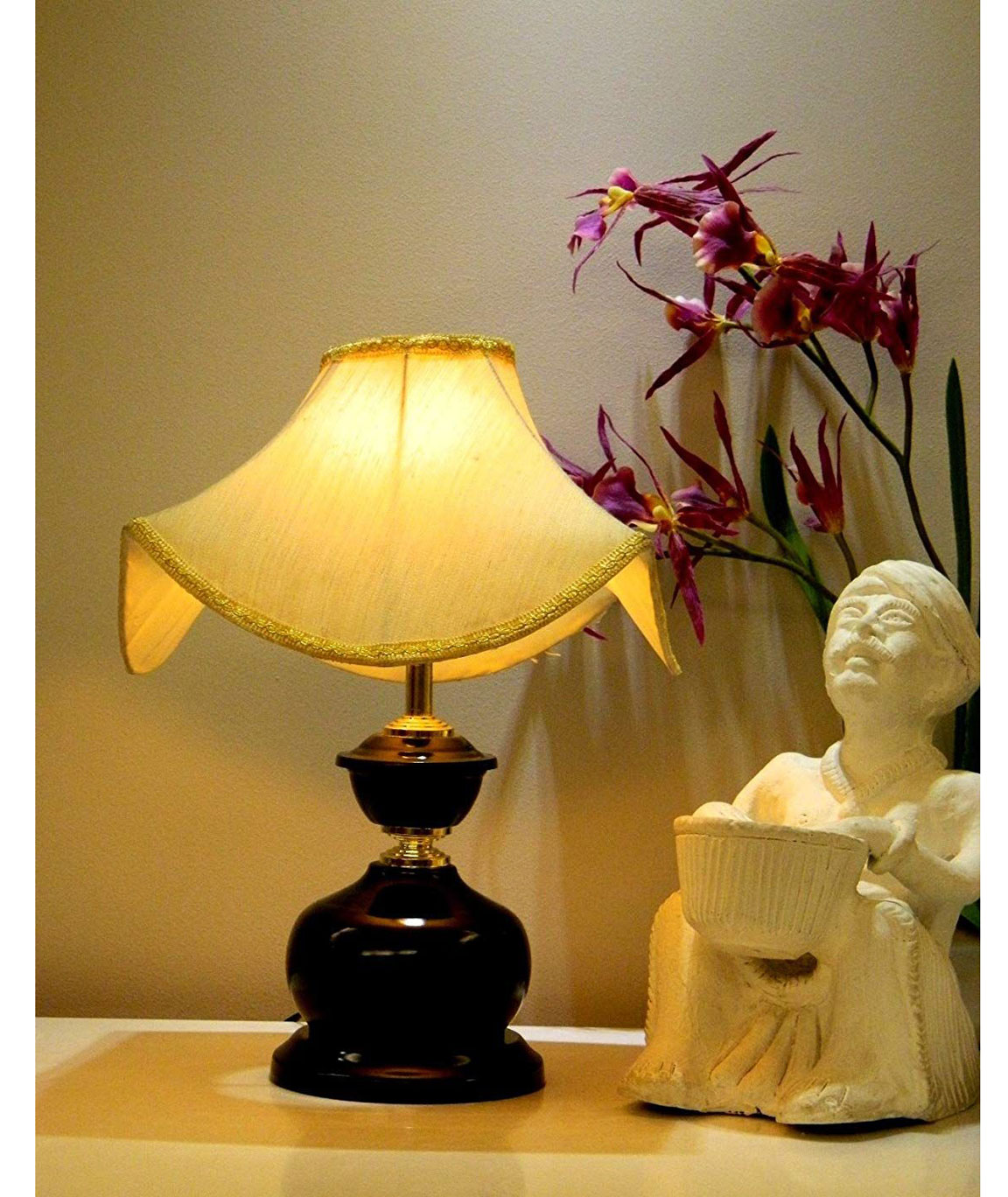 RDC Black Designer Table Lamp with 10 Inches Pagoda Cream-khadi with Lace Border Lamp Shade