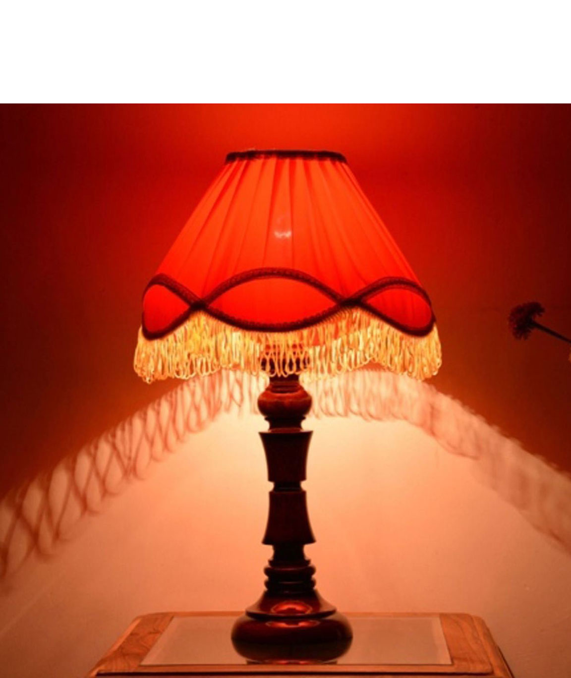 RDC Wooden Designer Table Lamp with 12 Inches Round Pleated Red with Lace Border with Frills Lamp Shade