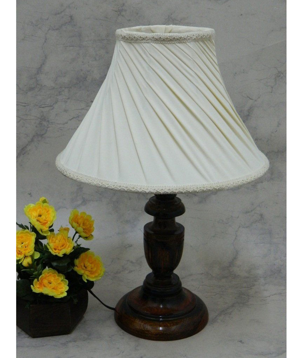 RDC Wooden Designer Table Lamp with 12 Inches Round Slanting Pleated Cream WTH Lace Border Lamp Shade
