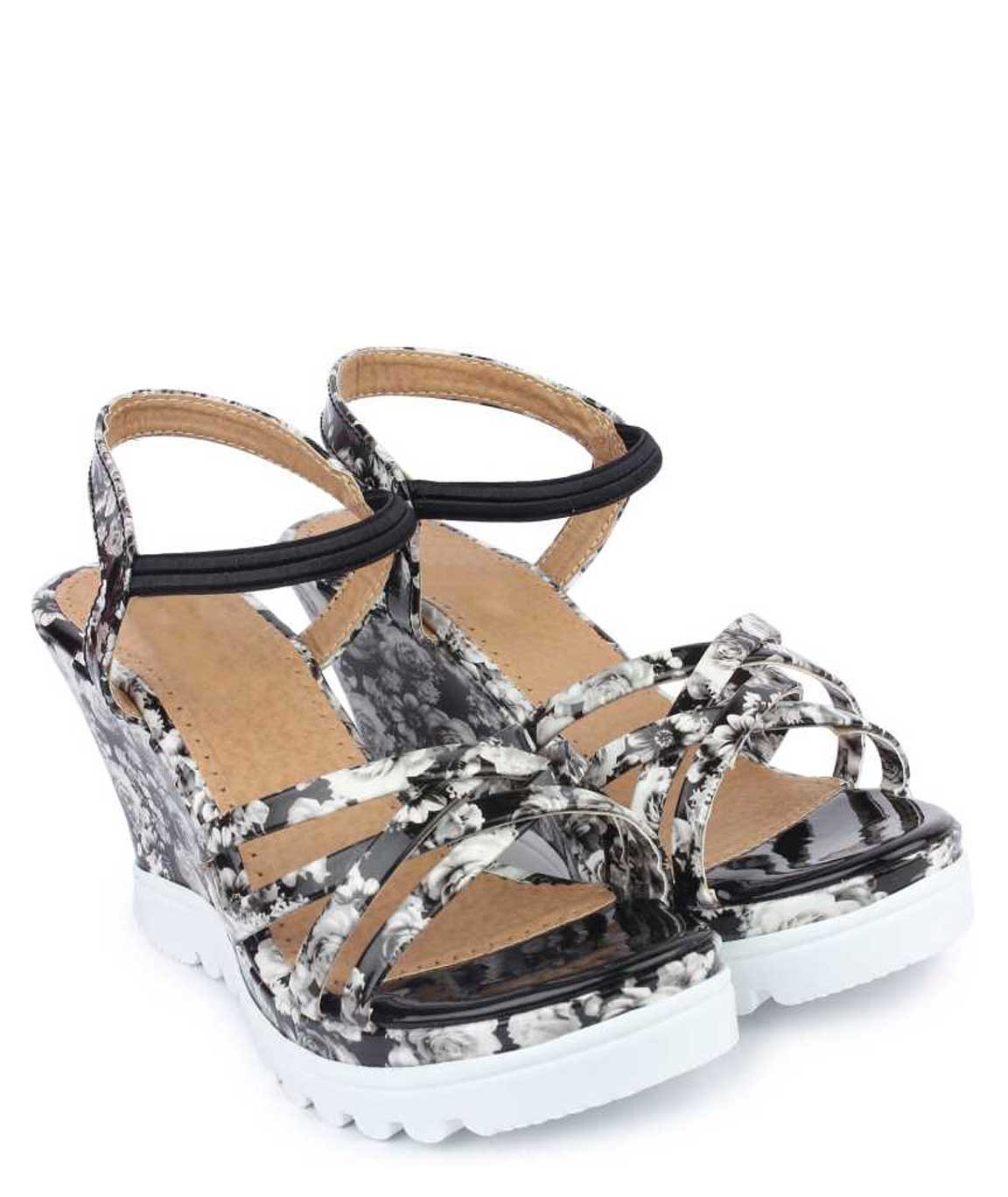 WOMEN BLACK WEDGES