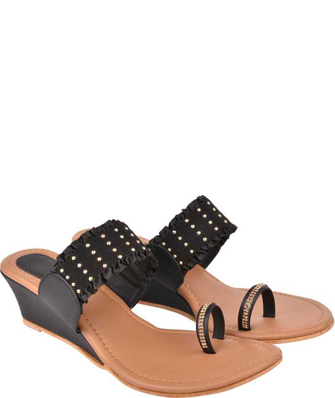 WOMEN Z BLACK WEDGES